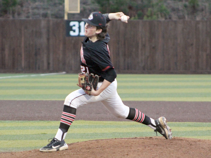 Corinth tops New Albany, tied for division lead